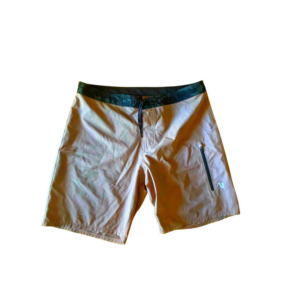 Vuori Cruise Boardshorts 8"Swim Trunks Men's Size 33 Fixed Waist Rose Clay color